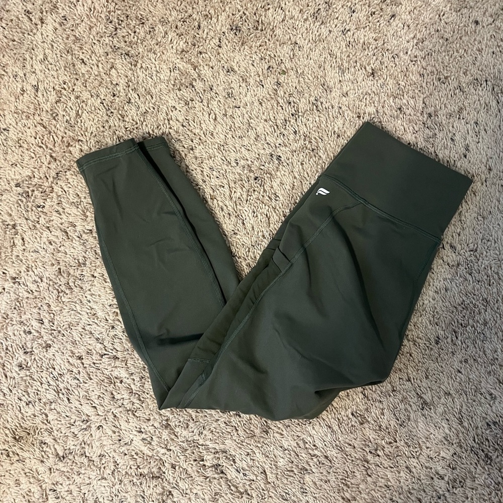 Green Fabletics Leggings